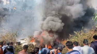 নেপালে ৭২ আরোহী নিয়ে বিমান বিধ্বস্ত